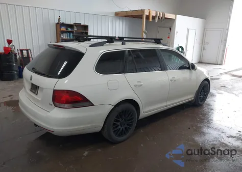 2012 Volkswagen Jetta Sportwagen 2.0L Tdi z USA, uszkodzony, nr VIN 3VWPL7AJ0CM693933